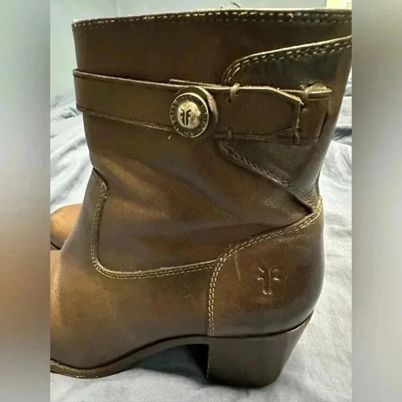 Frye Malorie Short Boots - Picture 7 of 8